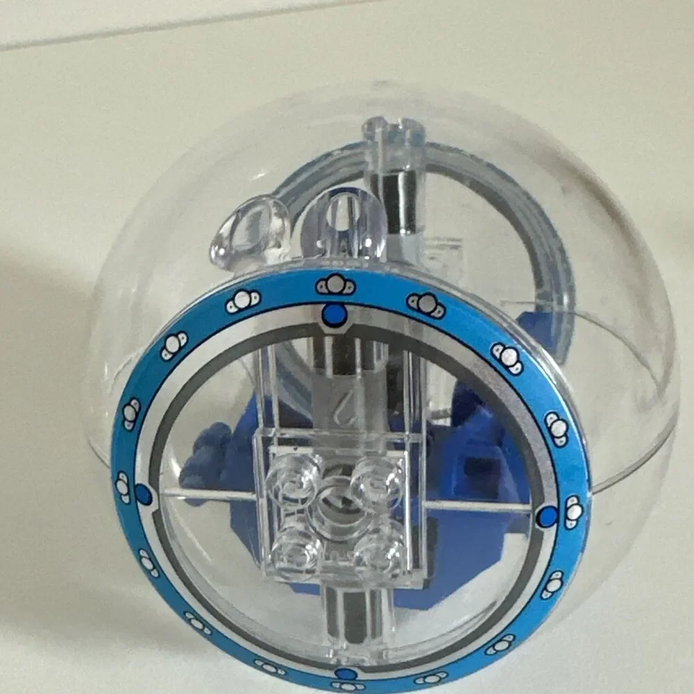 LEGO Gyrosphere w Gray Mitchell Minifigure From Lego Jurassic World, Ball